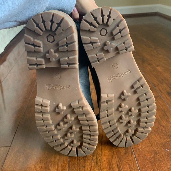 Waterproof Leather Winter Black Boots - Picture 5 of 5